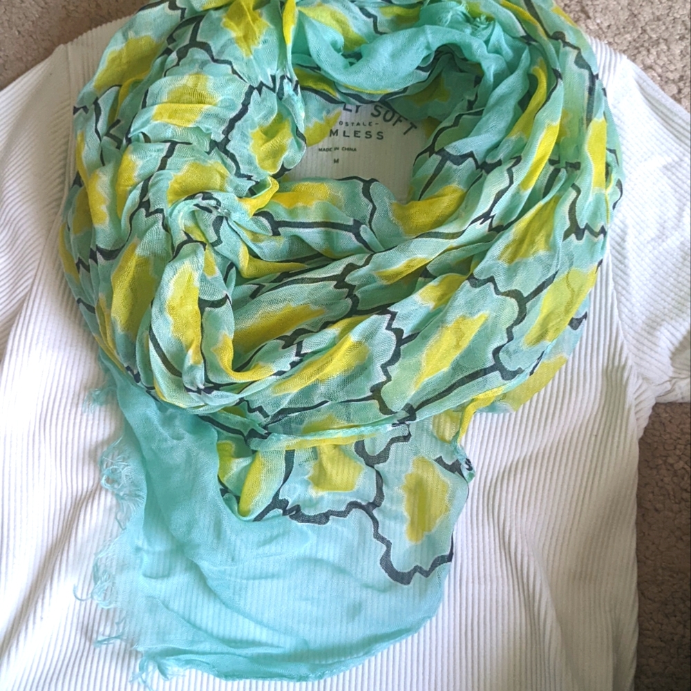 Kate Spade tile print lightweight scarf